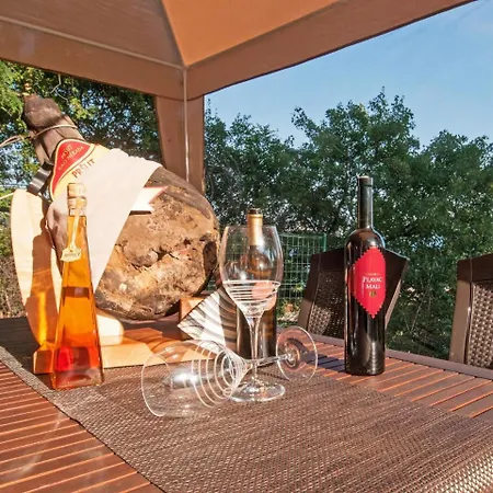 M By Interhome Holiday home Volosko
